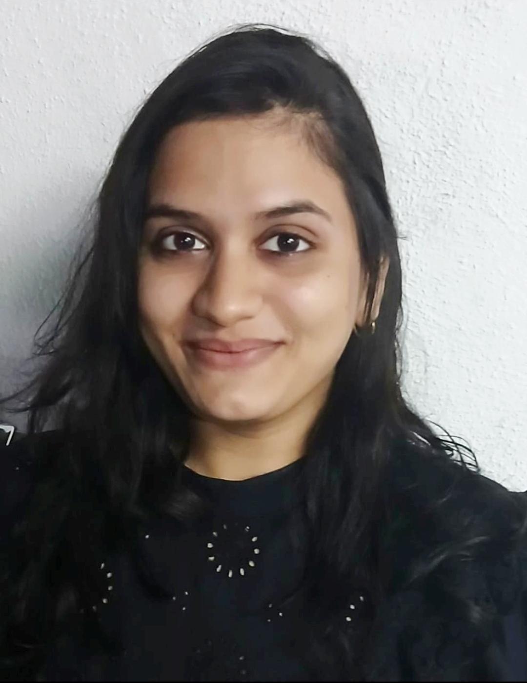 Aisha Khan — Biology Faculty